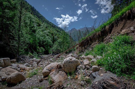 Majestic landscapes of the mountain Ingushetia, Russia, photo 16