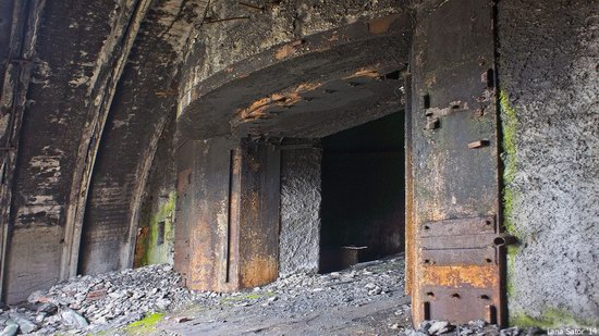 Abandoned storage of nuclear warheads, Russia, photo 5