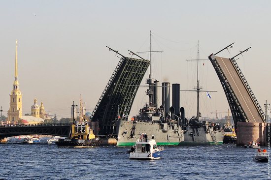 Aurora cruiser, Saint Petersburg, Russia, photo 1