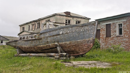 Abandoned Base of Murmansk Marine Biological Institute, Russia, photo 13