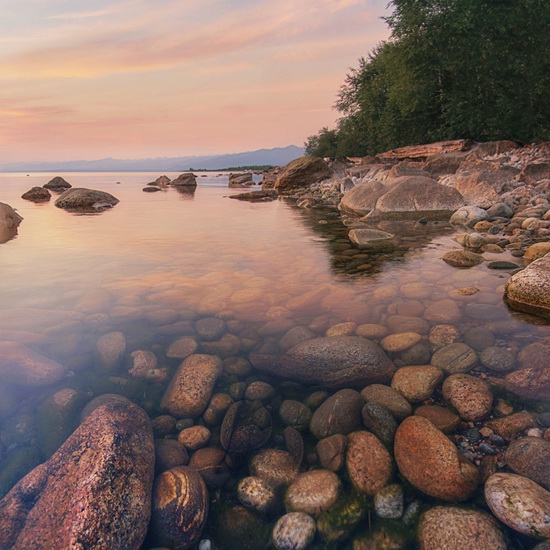 One evening on the shore of Lake Baikal, Russia, photo 3