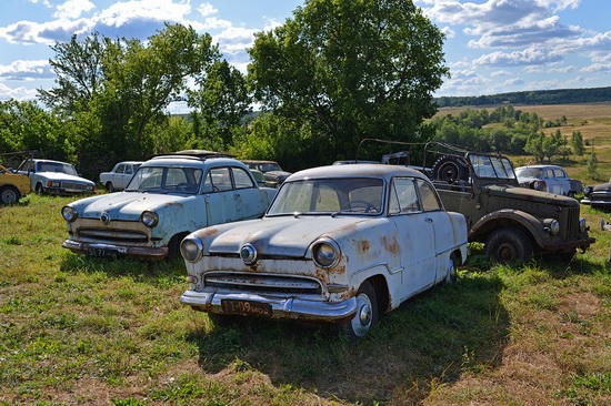 Open-air museum of Soviet cars in Chernousovo, Russia, photo 7