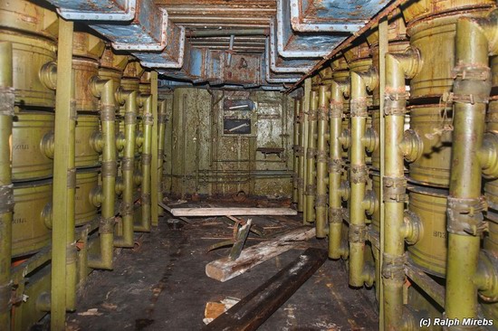 Abandoned coastal battery, Kola Peninsula, Russia, photo 8