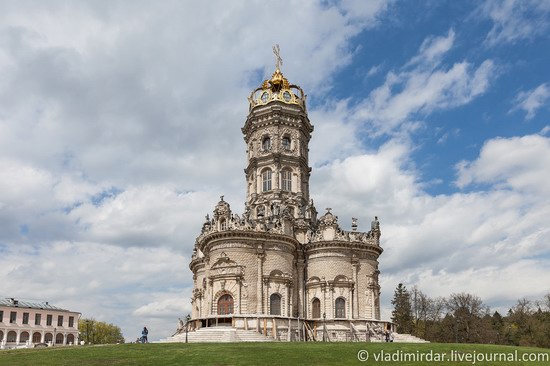 Church in Dubrovitsy, Moscow region, Russia, photo 1