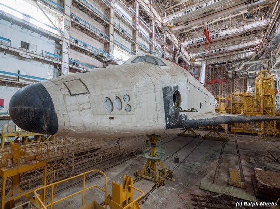 Abandoned spaceships Energy-Buran, Baikonur cosmodrome, photo 22