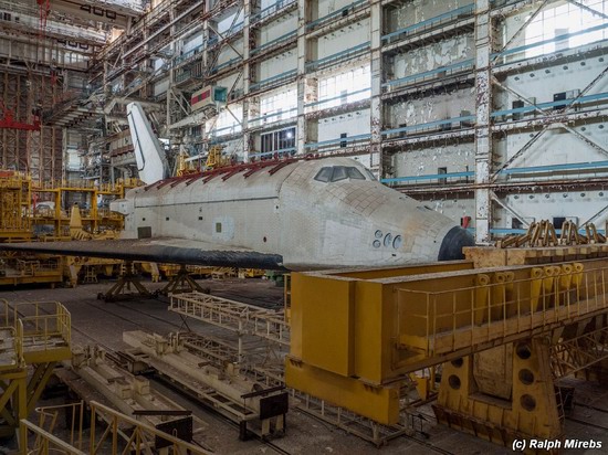 Abandoned spaceships Energy-Buran, Baikonur cosmodrome, photo 24