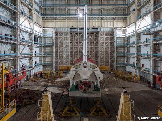 Abandoned spaceships Energy-Buran, Baikonur cosmodrome, photo 25