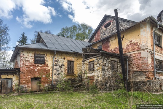 Abandoned manor of the architect Khrenov in Zaklyuchye, Tver region, Russia, photo 2