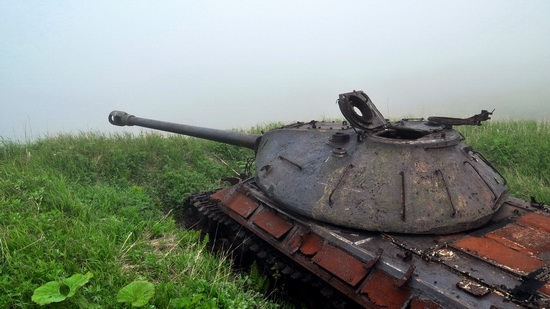 Abandoned tanks, Shikotan Island, Sakhalin region, Russia, photo 18