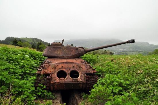 Abandoned tanks, Shikotan Island, Sakhalin region, Russia, photo 6