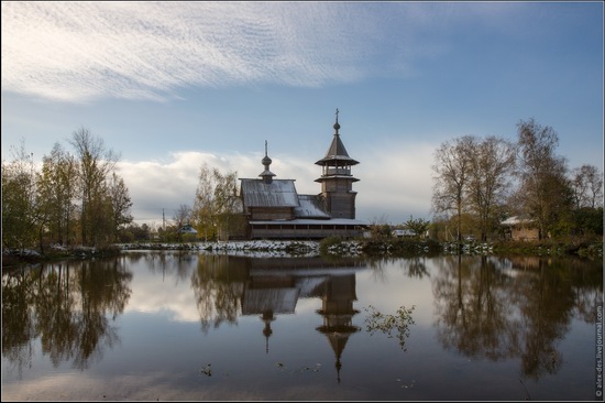 The first snow in the village of Blagoveshchenye, Moscow region, Russia, photo 5