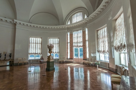 The interiors of the Alexander Palace in Tsarskoye Selo, Russia, photo 4