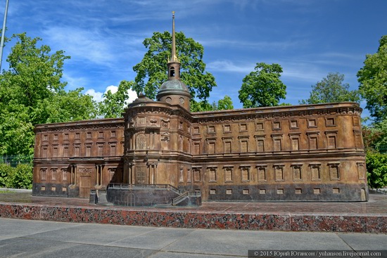 Miniature St. Petersburg in Alexander Park, Russia, photo 6