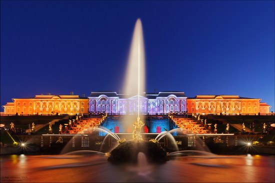 The Festival of Fountains in Peterhof, St. Petersburg, Russia, photo 1