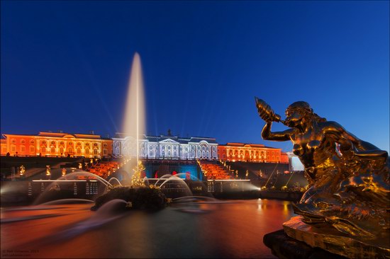 The Festival of Fountains in Peterhof, St. Petersburg, Russia, photo 2