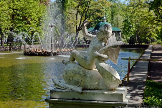 Spring in Peterhof museum, St. Petersburg, Russia, photo 13