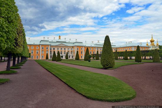 Spring in Peterhof museum, St. Petersburg, Russia, photo 25