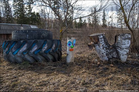 Strange self-made outdoor toys in Russia, photo 10