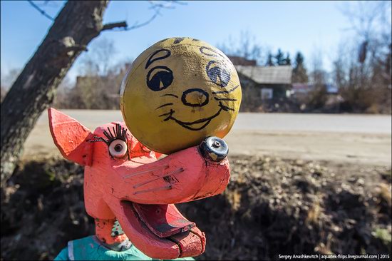 Strange self-made outdoor toys in Russia, photo 19