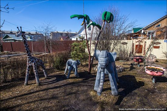 Strange self-made outdoor toys in Russia, photo 23