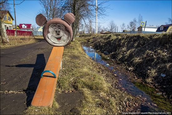 Strange self-made outdoor toys in Russia, photo 24