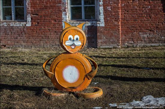 Strange self-made outdoor toys in Russia, photo 25