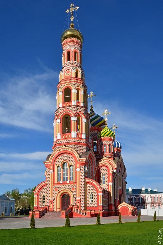 Majestic churches of Tambov, Russia in spring, photo 15