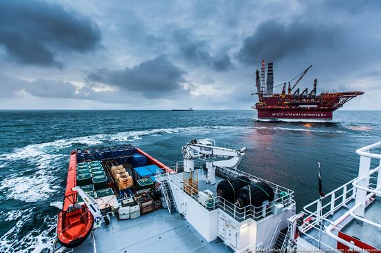 Oil production on the shelf in the Russian Arctic, photo 11