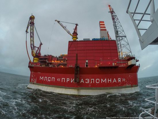 Oil production on the shelf in the Russian Arctic, photo 15