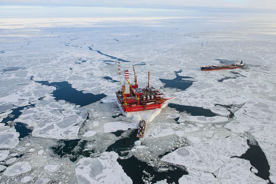 Oil production on the shelf in the Russian Arctic, photo 19