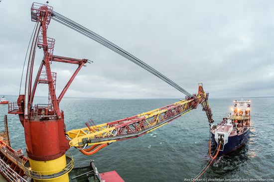 Oil production on the shelf in the Russian Arctic, photo 7