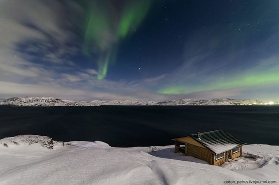 The sky in shades of emerald in northern Russia, photo 12