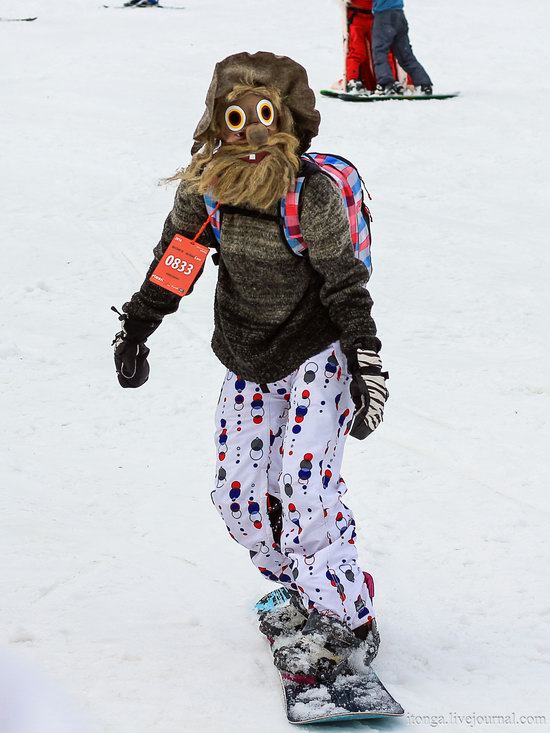 The carnival-parade at the festival GrelkaFest in Sheregesh, Russia, photo 21