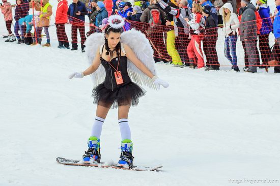 The carnival-parade at the festival GrelkaFest in Sheregesh, Russia, photo 24