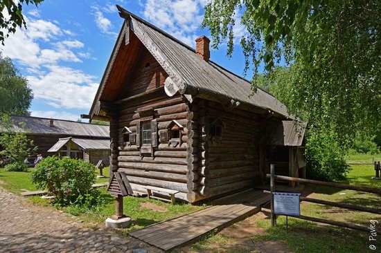 Wooden architecture museum Kostroma Sloboda, Russia, photo 15