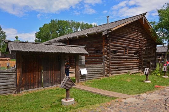 Wooden architecture museum Kostroma Sloboda, Russia, photo 8