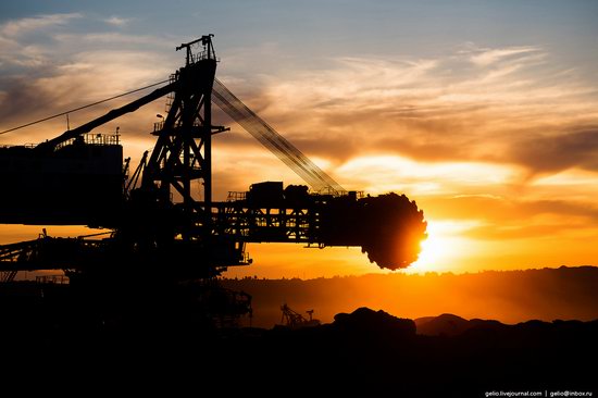 Borodinsky coal strip mine, Russia, photo 12