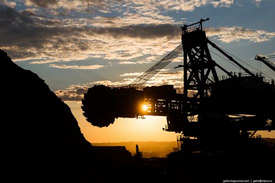 Borodinsky coal strip mine, Russia, photo 21