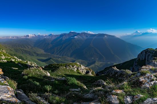 Climbing Stolovaya Mountain, Caucasus, Russia, photo 4