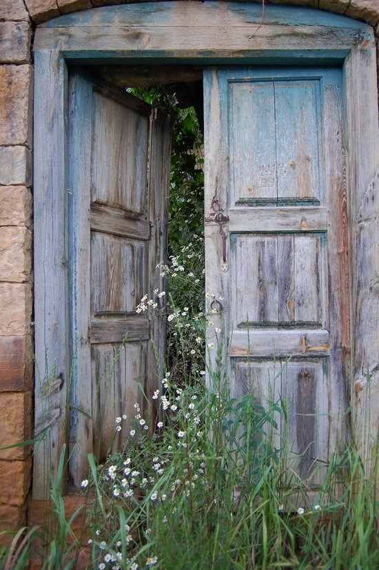 Abandoned Gamsutl village, Dagestan, Russia, photo 15