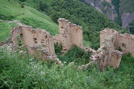 Abandoned Gamsutl village, Dagestan, Russia, photo 4