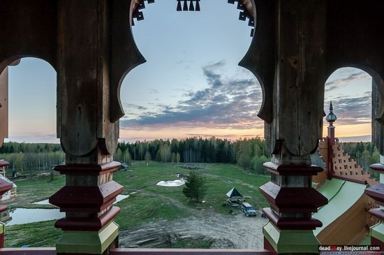 Wooden Palace in Astashovo, Kostroma region, Russia, photo 11