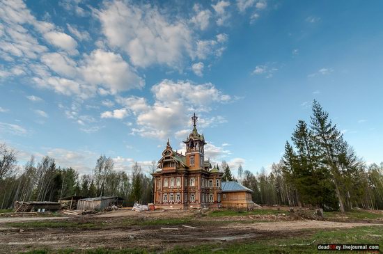 Wooden Palace in Astashovo, Kostroma region, Russia, photo 13