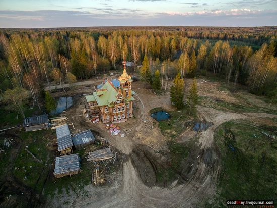 Wooden Palace in Astashovo, Kostroma region, Russia, photo 9