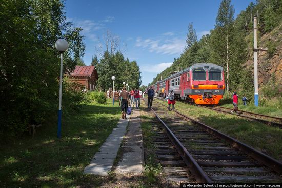 The train ride along Lake Baikal, Russia, photo 10