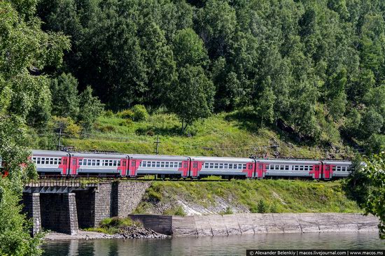 The train ride along Lake Baikal, Russia, photo 14