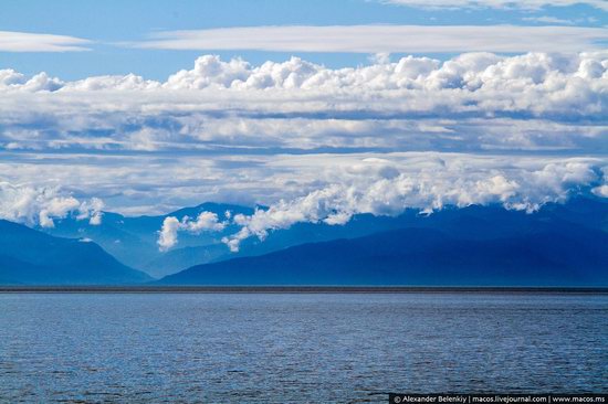 The train ride along Lake Baikal, Russia, photo 3