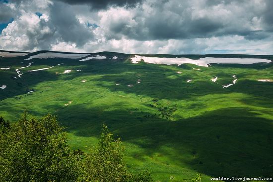 Alpine Meadows, Lago-Naki Plateau, Russia, photo 2