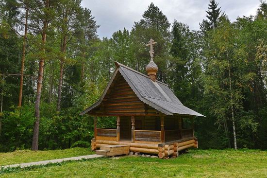 Wooden Architecture Museum Malye Korely, Russia, photo 11