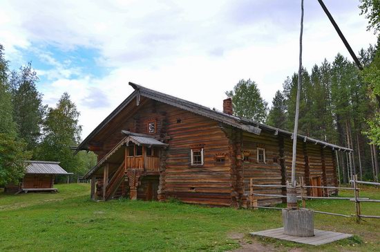 Wooden Architecture Museum Malye Korely, Russia, photo 22